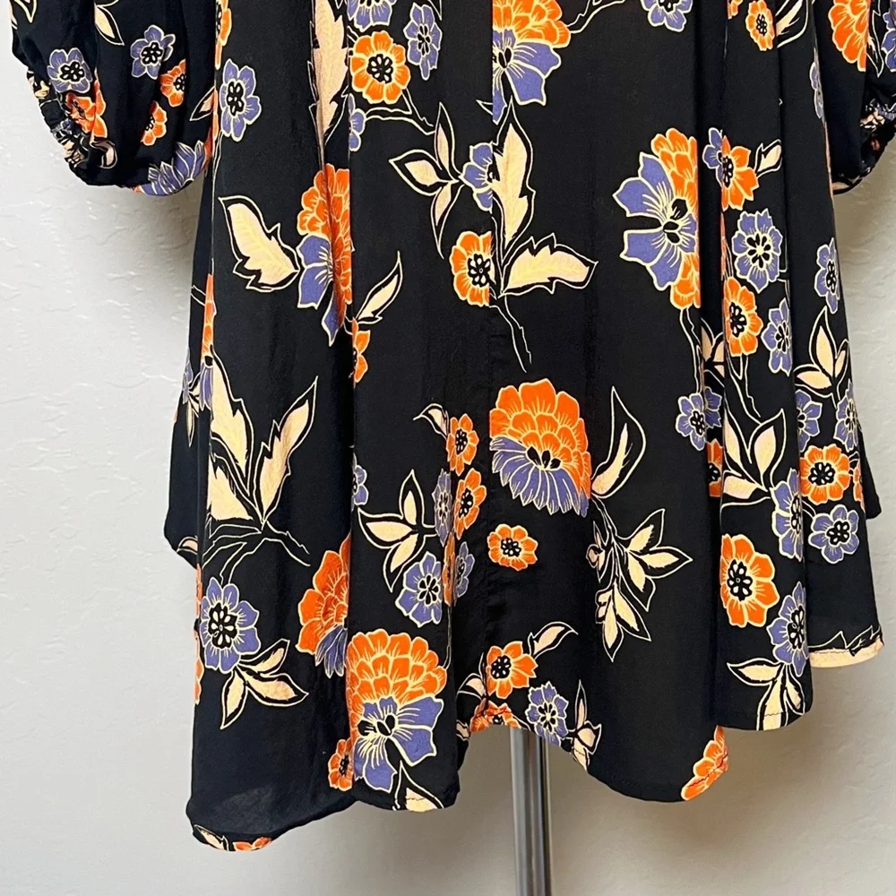 •FREE PEOPLE• Edie Oversized Open Back Hi Low Tunic‎ Top in Black Floral Size XS